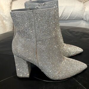 Steve Madden Noticed-R Crystal Bootie